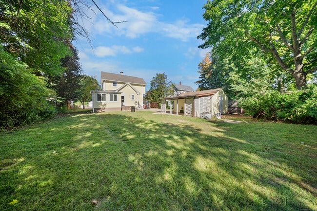 Building Photo - 78 Cutlery Ave