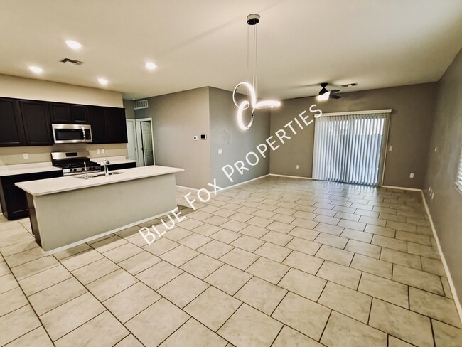 Building Photo - 6524 S Calle Diablo Dr