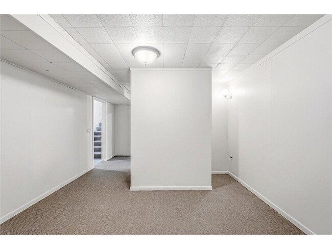 Building Photo - 3110 39th Ave NE