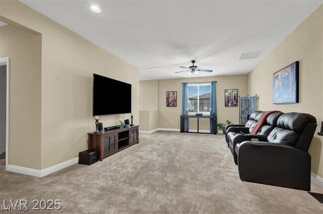 Building Photo - 4630 Summer Azure St