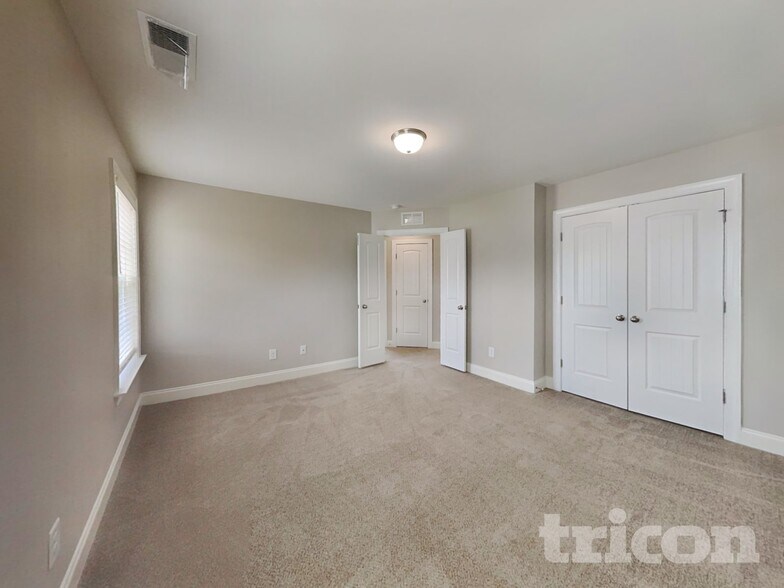 Building Photo - 54 Jonalker Ct