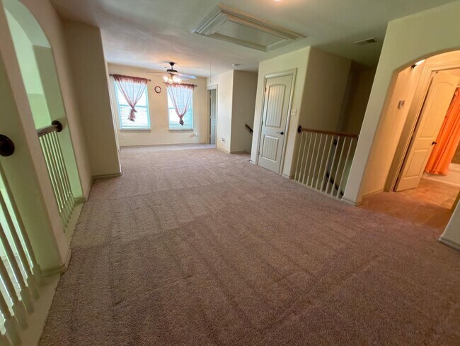 Building Photo - 3419 Selene Dr