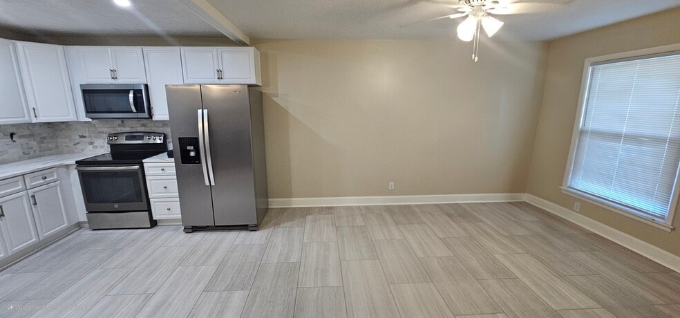 Building Photo - 5207 Mansfield Ln
