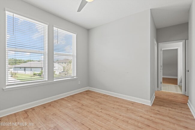Building Photo - 548 Kendall Crossing Dr