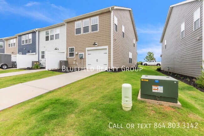 Building Photo - 271 Dalmatian Dr