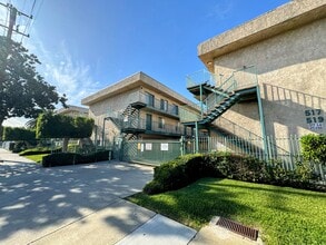 Main Entrance - Orchard Plaza Apartments