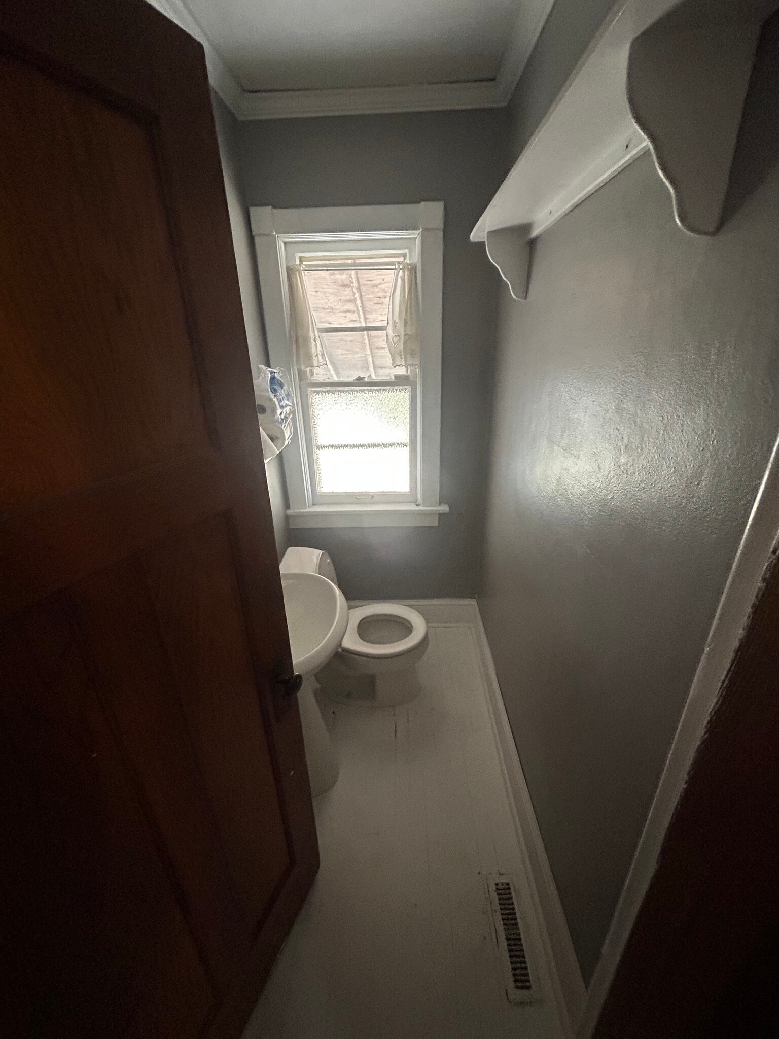 Bathroom - 6642 W Stevenson St