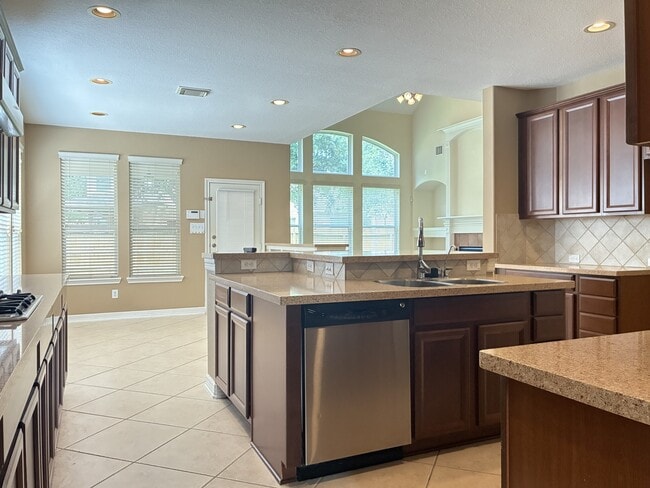 Building Photo - 14207 Parable Ct