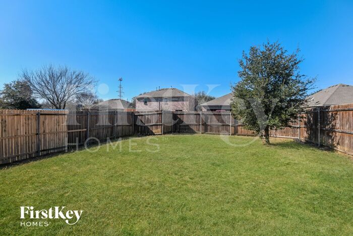 Building Photo - 519 Branchwood Dr