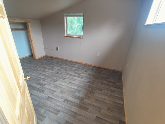 Building Photo - 12201 E Soapstone Rd