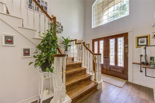 Building Photo - 5222 Summer Snow Dr