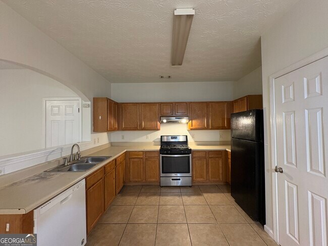 Building Photo - 2485 Emma Way NW