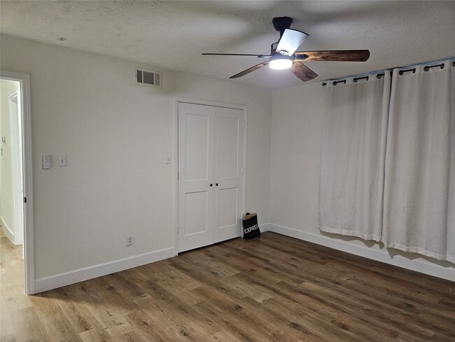 Building Photo - 6446 Brookside Dr