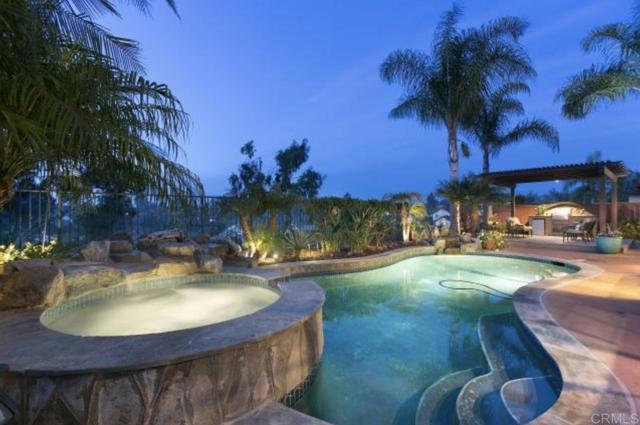 Building Photo - 2218 Vista La Nisa