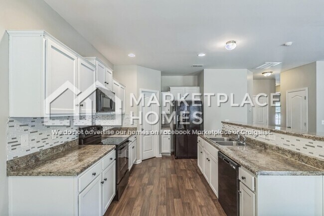 Building Photo - 11320 Joe Morrison Ln