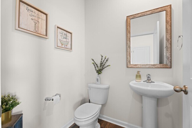 Building Photo - NEW BUILD! AMENITIES!! Lease Only.