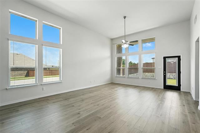 Building Photo - 903 Cinnabar Wy