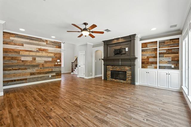 Building Photo - 335 Highland Oaks Cir