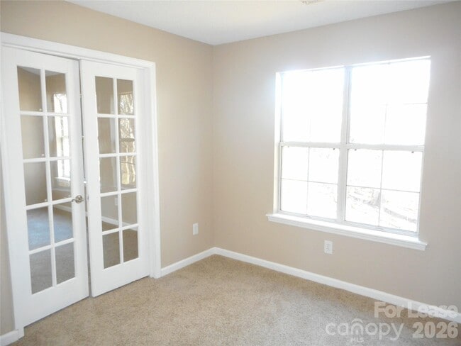Building Photo - 6611 Flat Creek Dr