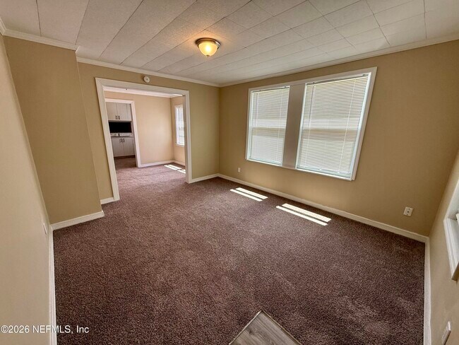 Building Photo - 2131 Thelma St