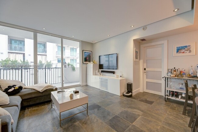 Building Photo - 4100 Salzedo St