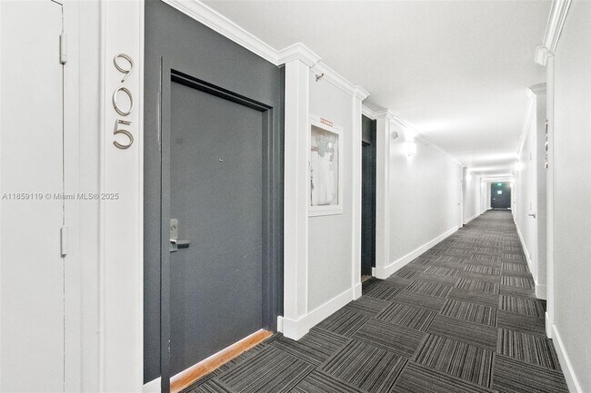 Building Photo - 780 NE 69th St