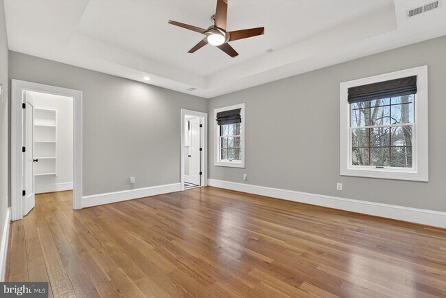 Building Photo - 7002 River Oaks Dr