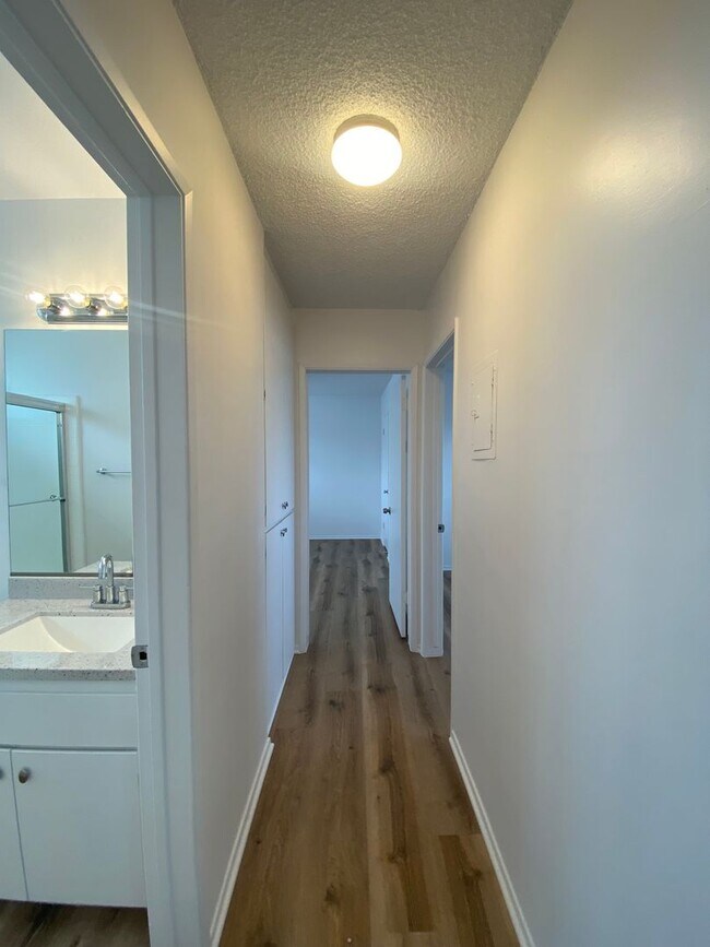 Building Photo - 761 Coronado Ave