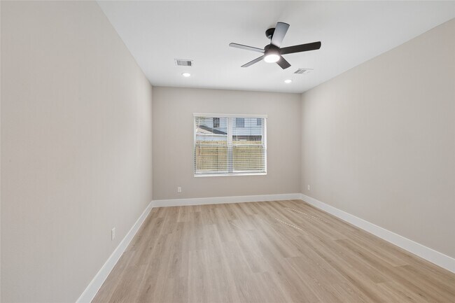 Building Photo - 20019 Venetto St