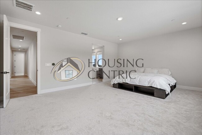 Building Photo - New Construction Executive Rental Home in ...