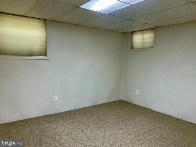 Building Photo - 2622 Occidental Dr