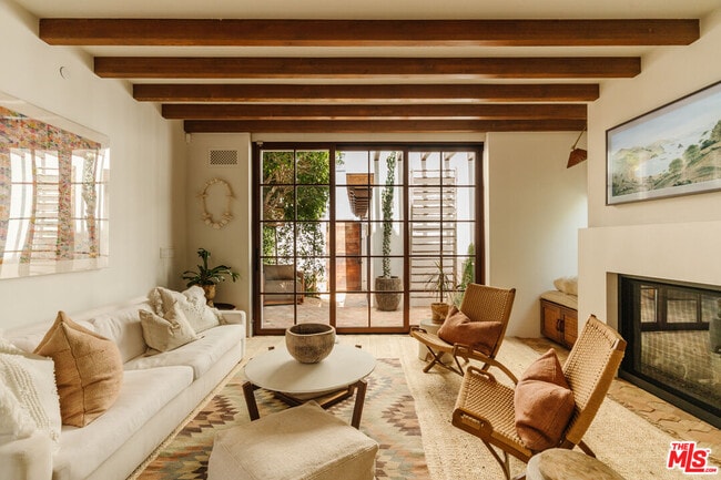 Building Photo - 751 Ozone St