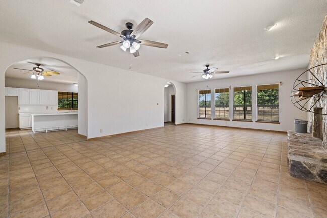 Building Photo - 12380 FM487