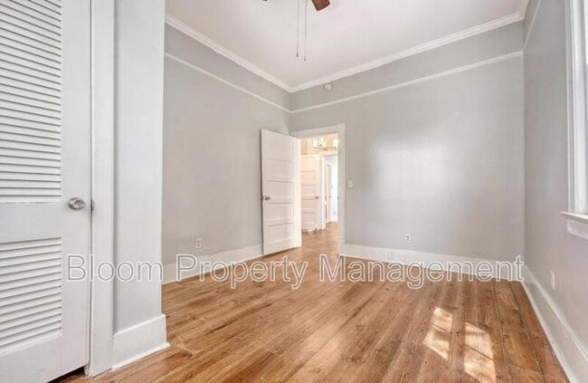 Building Photo - 169 Fishburne St