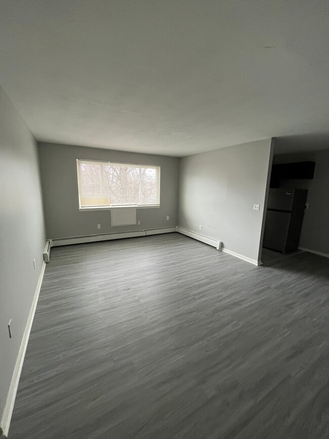 Building Photo - 69 Ward Pl