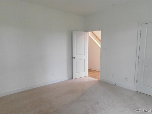 Building Photo - 7037 Leire Ln