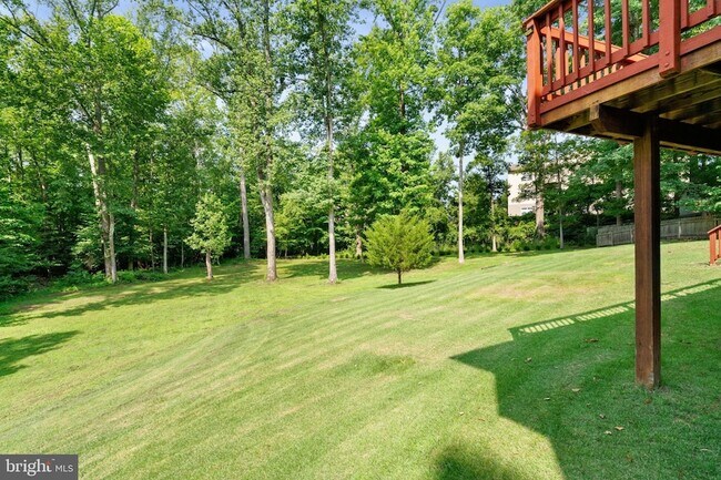 Building Photo - 127 Pilgrim Cove