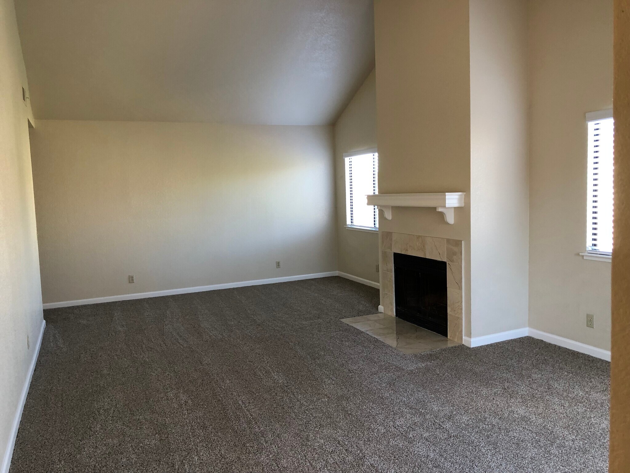 Building Photo - 2698 Westberry Dr