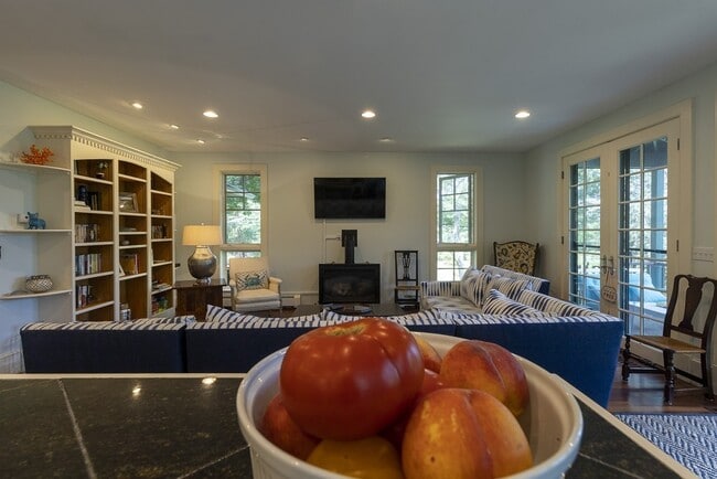 Building Photo - 101 Associates Rd