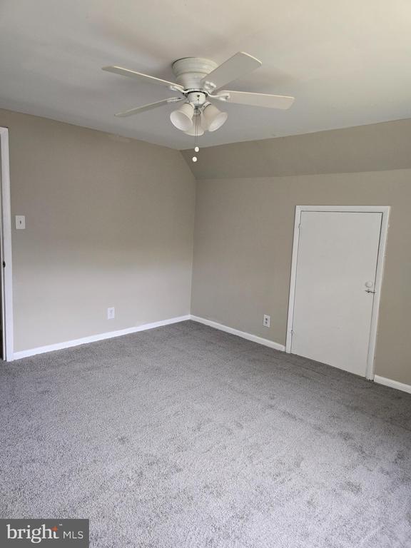 Building Photo - 8313 Gibbons Dr