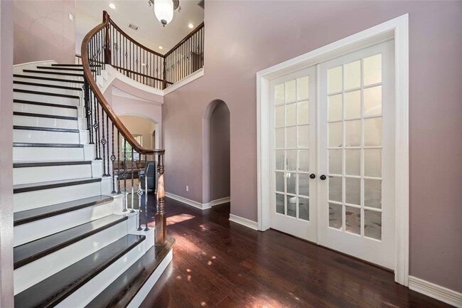 Primary Photo - 1402 Chaparral Crossing