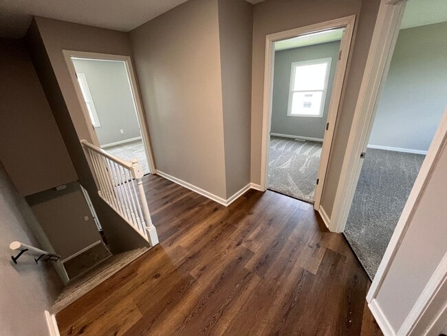 Building Photo - Beautiful Remodeled 2 Bedroom in Richmond!