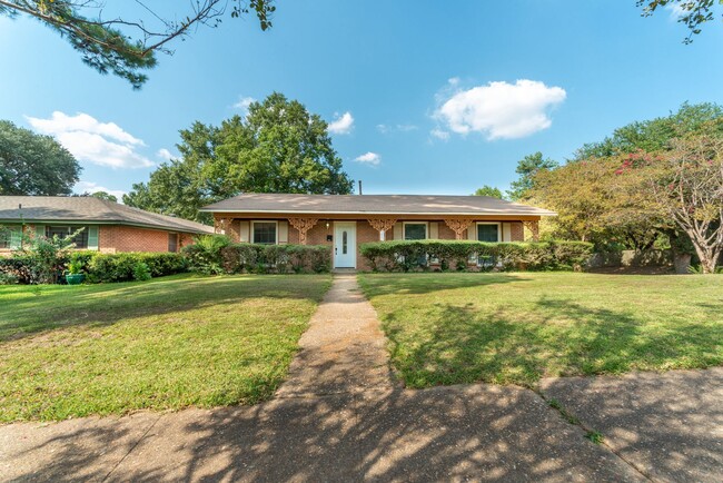 3902 Oakcrest. Located in Country Club Hills - 3902 Oakcrest.  Located in Country Club Hills