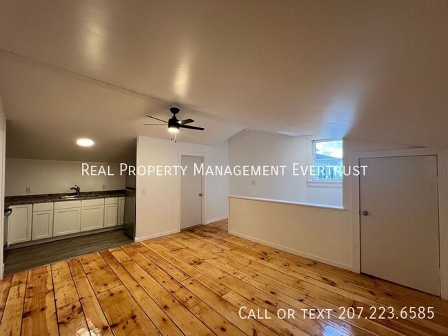 Building Photo - 56 ME-133