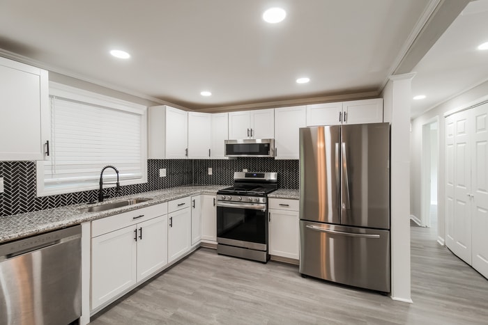 Building Photo - 6158 Raintree Bend