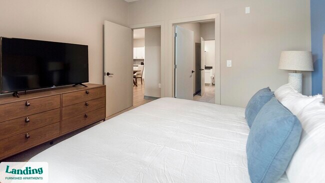 Building Photo - 645 N Front St