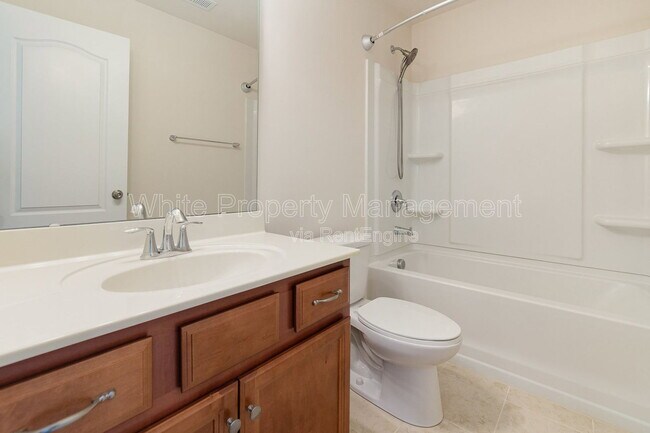 Building Photo - 7922 Kelburn Ln