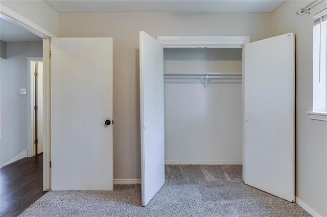 Building Photo - 315 Memory Ln