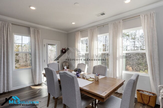 Building Photo - 312 Bedivere Ln