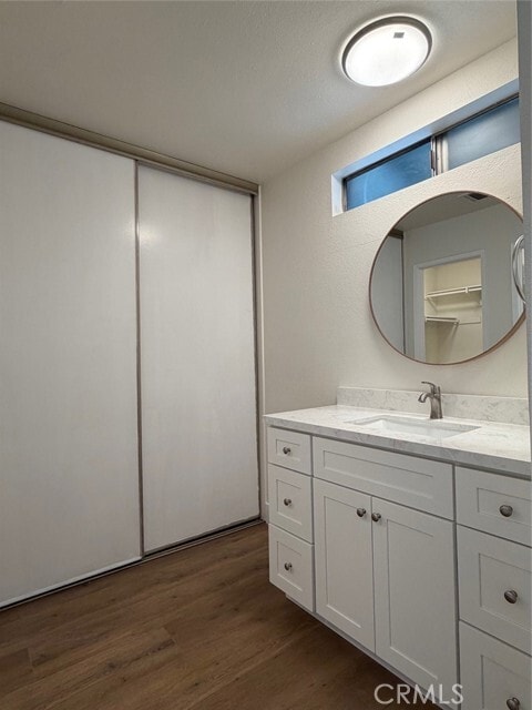 Building Photo - 1916 E 5th St